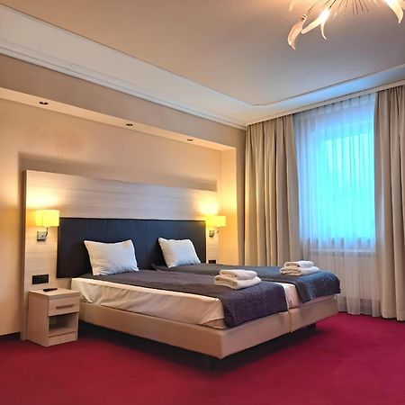 Spa Hotel Gloria Przemysl Ngoại thất bức ảnh