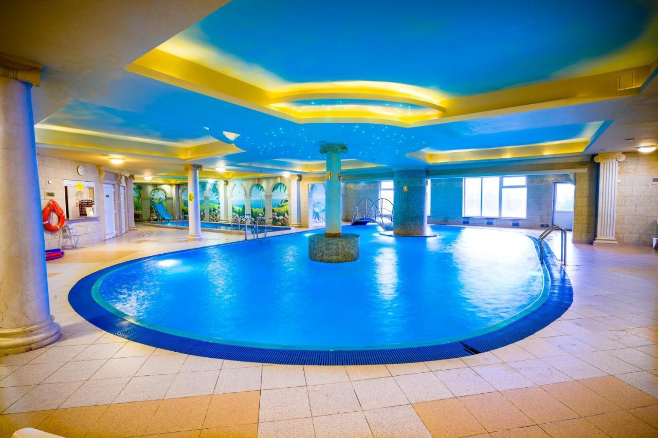 Spa Hotel Gloria Przemysl Ngoại thất bức ảnh