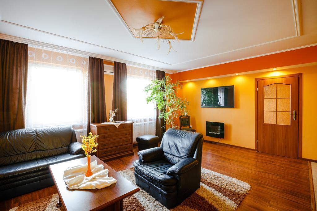 Spa Hotel Gloria Przemysl Ngoại thất bức ảnh