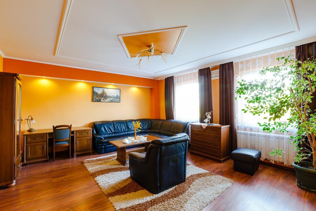 Spa Hotel Gloria Przemysl Ngoại thất bức ảnh