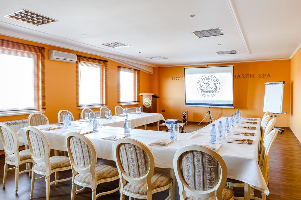 Spa Hotel Gloria Przemysl Ngoại thất bức ảnh